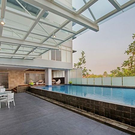 Whiz Prime Hotel Pajajaran Bogor Esterno foto