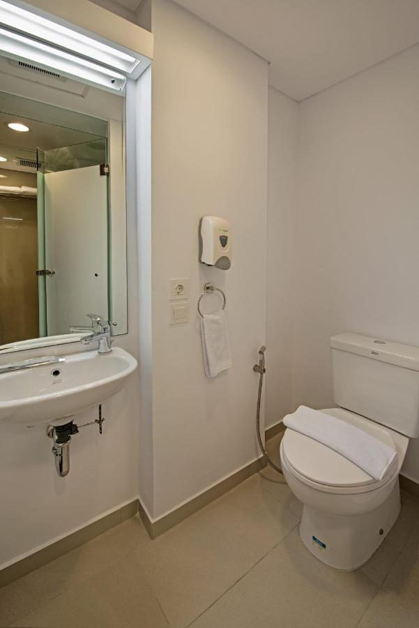 Whiz Prime Hotel Pajajaran Bogor Esterno foto
